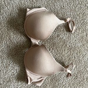 Victoria’s Secret Uplift Semi Demi